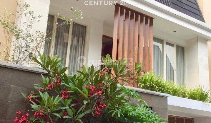 Dijual Rumah Bagus SIap Huni  Di Town House Kemang Jaksel 1