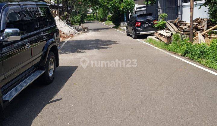 Rumah di Pulomas barat SHM Bagus Hadap Utara 2