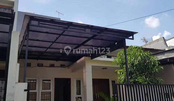 Rumah di Pulomas barat SHM Bagus Hadap Utara 1