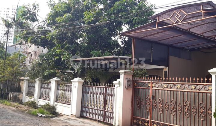 Rumah di Pramuka Cempaka Putih SHM Bagus