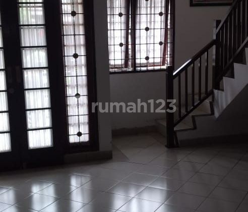Sentul City House in Taman Sakura 2 2 Floors Good Certificate of Ownership