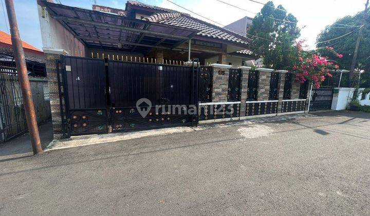 Rumah Duren Sawit Jaktim 2 Lantai Shm Bagus 2