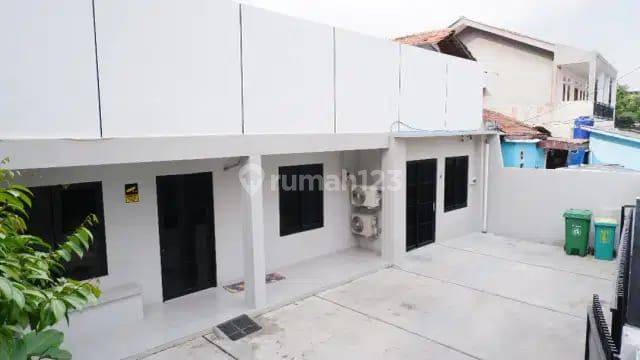 Dijual Rumah Kost Strategis di Mampang Prapatan, Jakarta Selatan 2