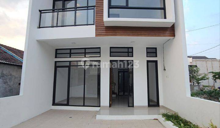 Rumah Baru Di Komplek One Gate Dekat Summarecon Gede Bage 1