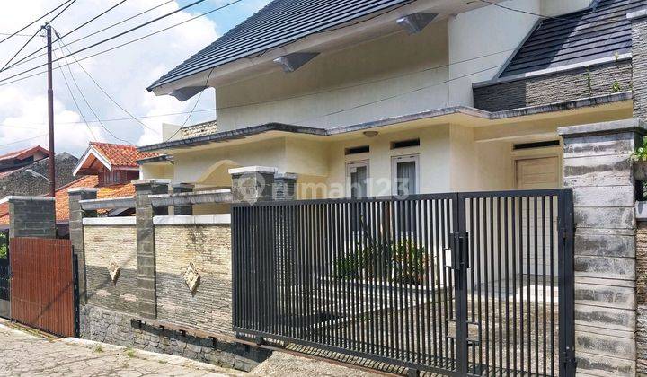 Rumah 2 Lantai Siap Huni Di Sayap Cigadung Dago 1