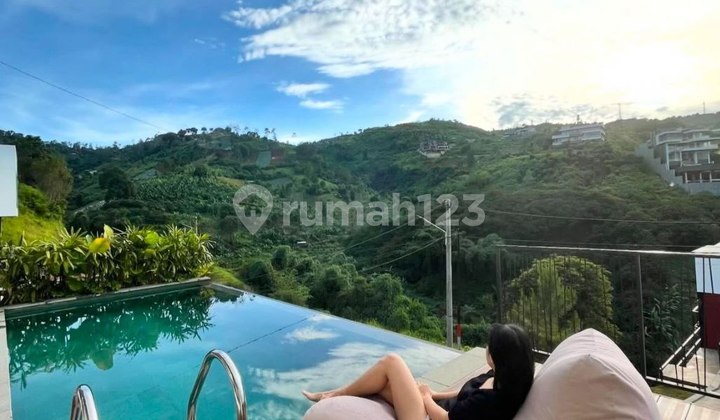 Rumah Villa Invest Selalu Ramai di Dago Village Bandung