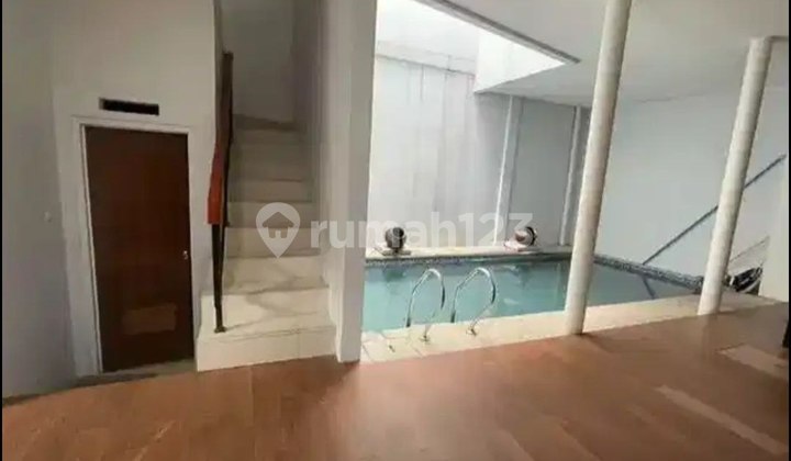 Rumah Minimalis Dengan Kolam Renang Dekat Ke Bandara Husein 2