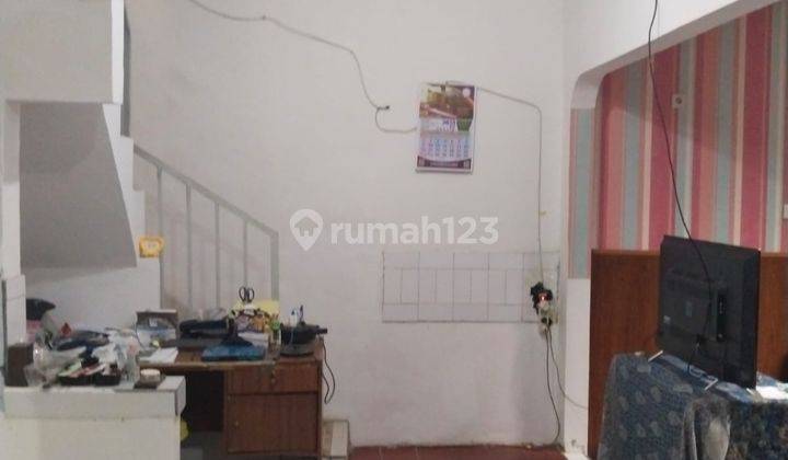 Rumah Cantik Kondisi Terawat di Antapani 2