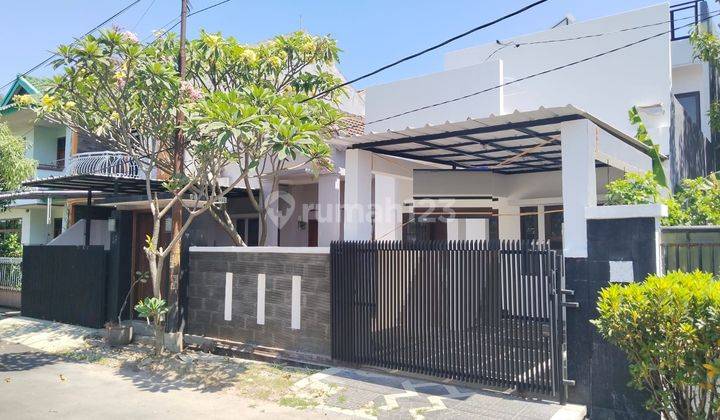 Rumah Modern Siap Huni di Istana Kawaluyaan, Soekarno Hatta 1