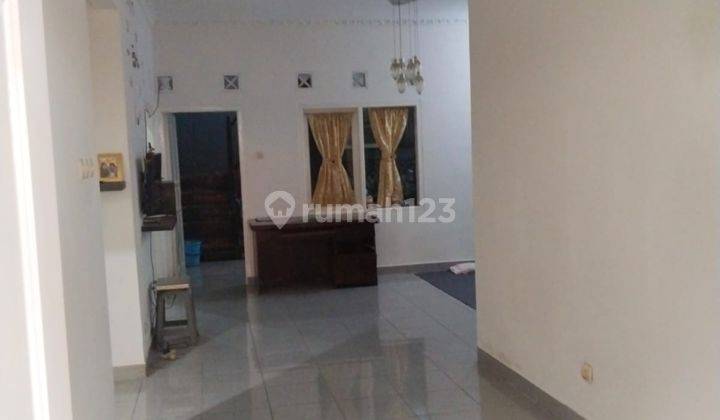 Rumah Terawat Siap Huni di Antapani 2