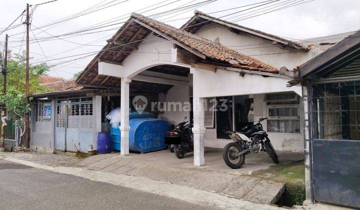 Rumah Hunian Ternyaman Ada Kolam Ikan di Cisaranten, Antapani 1