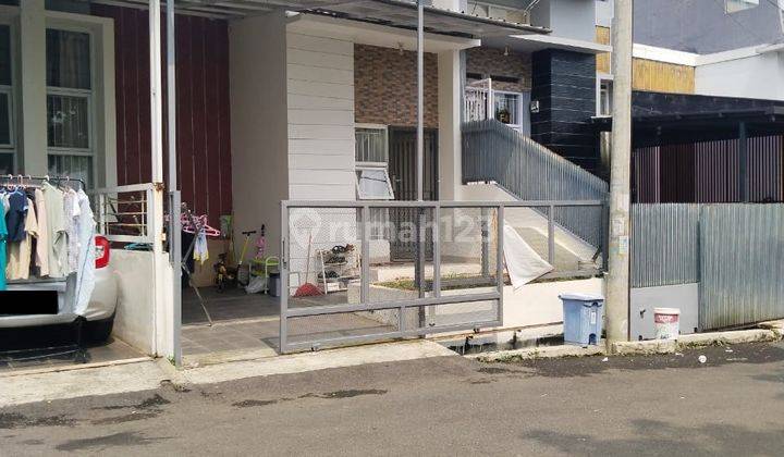 Rumah Cantik Minimalis Konsep Modern di Jati Handap, Cicaheum 1