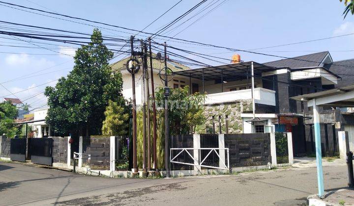 Rumah Mewah Bangunan Rapi Terawat di Arcamanik 1