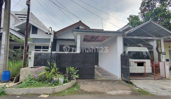 Rumah Strategis Pusat Kota di Kawaluyaan Indah, Soekarno Hatta 1