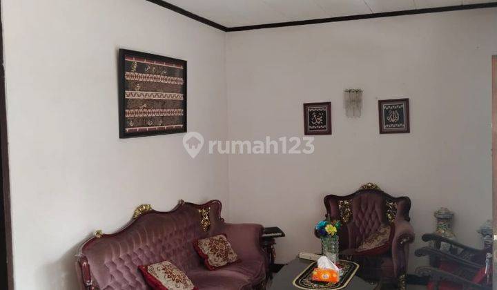 Rumah Ada Banyak Kamar Cocok Untuk Keluarga Besar di Kiaracondong 1