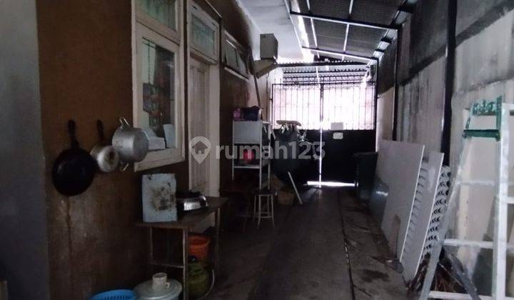 Kost Nyaman Jamin Menguntungkan di Gatot Subroto 2