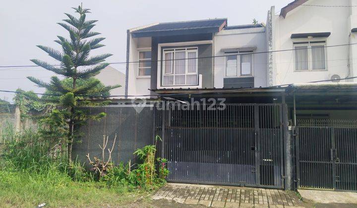 Rumah Dekat Ke Pasar Dan Terminal di Sweet Antapani Residence 1