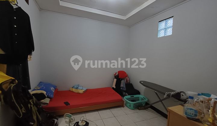 Well-Maintained and Flood-Free House in Logam 2