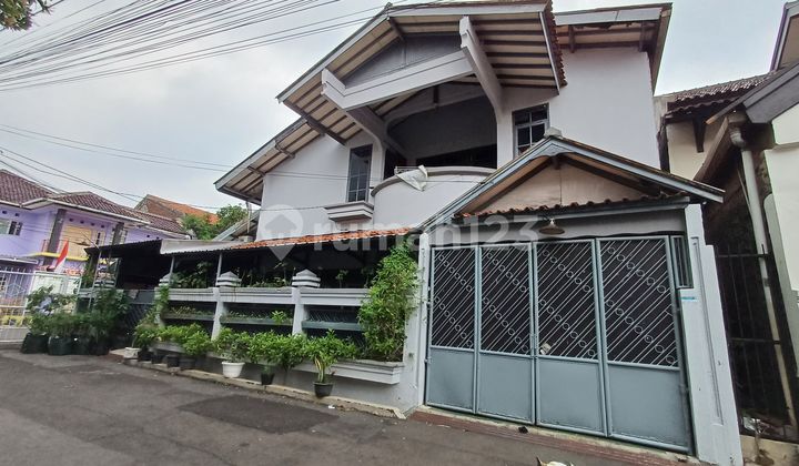 Simple Living, More Comfortable Life in Margahayu Raya