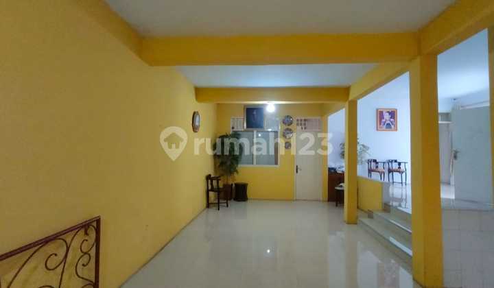 Strategic Shop House Very Close to Mall and Toll Road in Pasteur Strategic Shop House Very Close to Mall and Toll Road in Pasteur