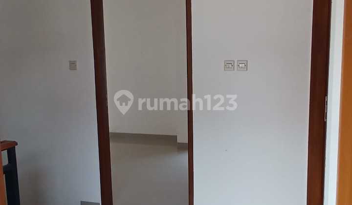 One Gate System House and 24-Hour Security in Ciwastra 2