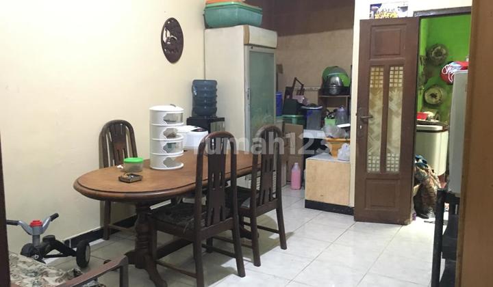 Hook House Strategic Location in Bojongsoang 2