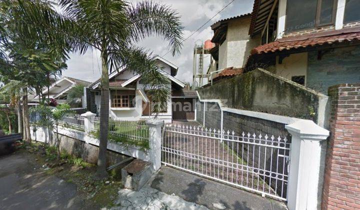 Rumah Cantik Modern Ada Halaman Depan Belakang di Gunung Batu 1