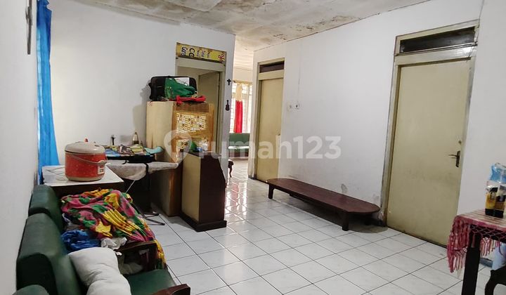 House Located in the City Center Near the Town Square in Sangkuriang, Cimahi House Located in the City Center Near the Town Square in Sangkuriang, Cimahi