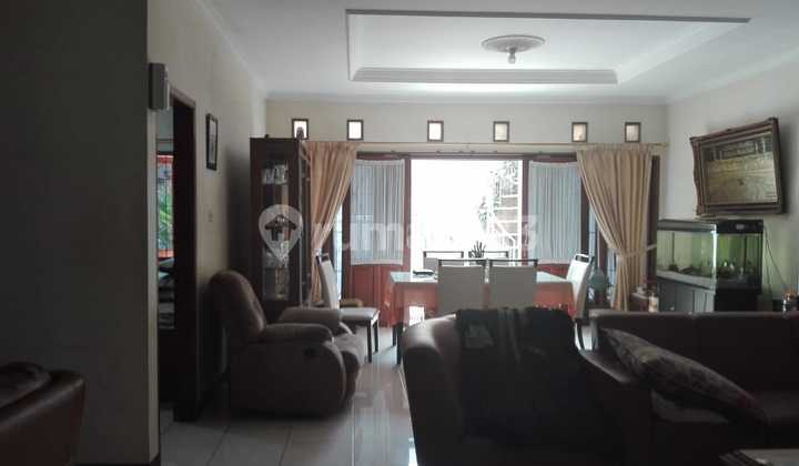 Well-Maintained and Sturdy Building House in Encep Kartawiria, Cimahi 2