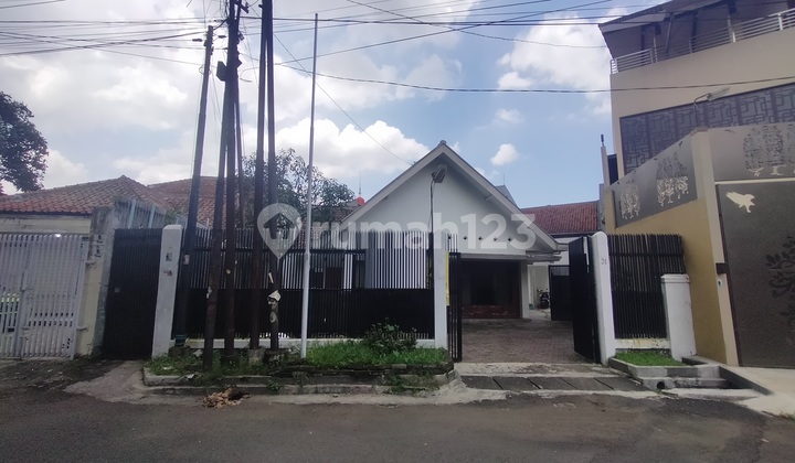 Rumah Strategis Cocok Untuk Tempat Usaha atau Konveksi di Sawah Kurung Raya