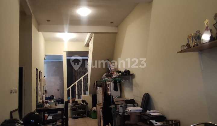Rumah Siap Huni Dekat ke Transmart di Ciganitri Regency