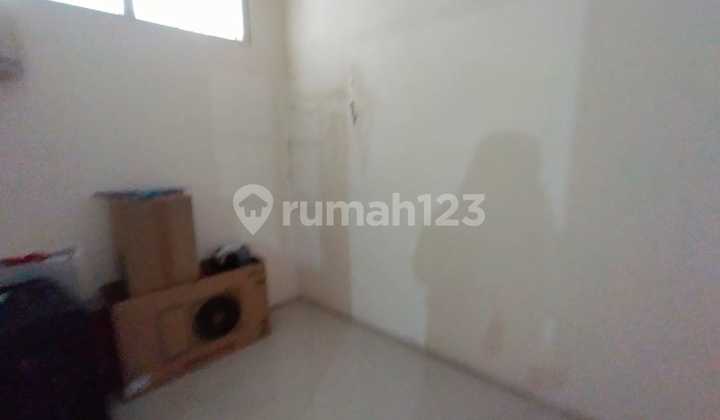 Strategic Shop House Very Close to Mall and Toll Road in Pasteur Strategic Shop House Very Close to Mall and Toll Road in Pasteur