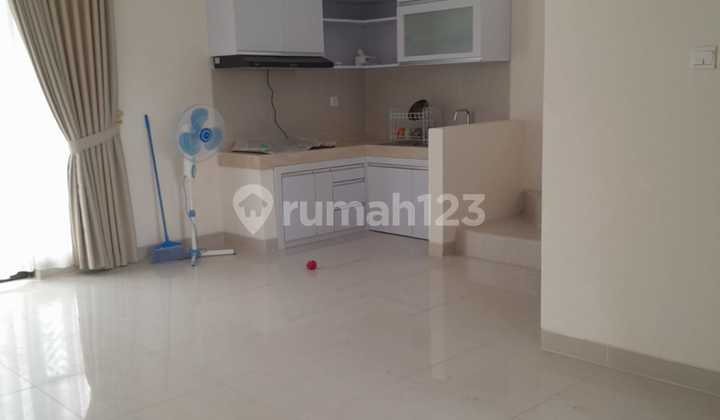 Rumah Modern Keamanan 24 Jam di Podomoro Park, Buah Batu 2