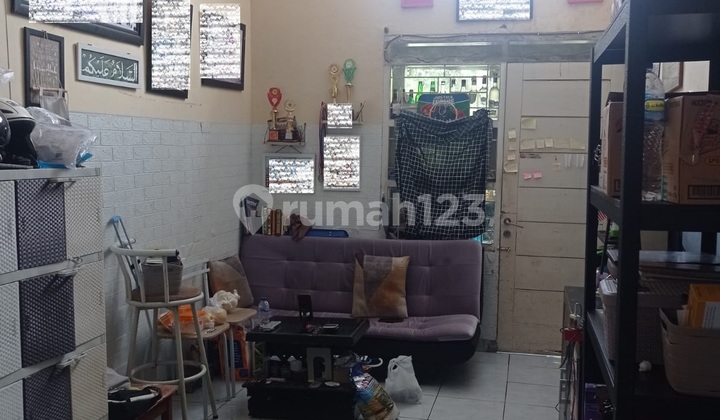 Rumah Hook Lokasi Strategis di Buana Ciwastra Residence