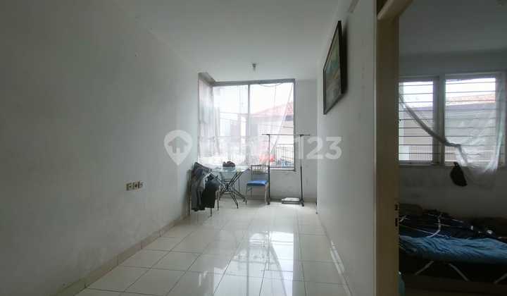 A 3-Story Ready-to-Occupy House Located in the Center of Bandung City in Pagarsih 2