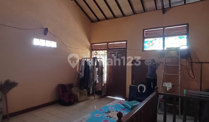 House Near Al Jabar Mosque in Cipamokolan 2