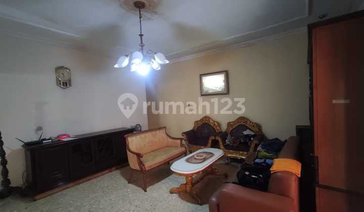 Flood-Free Location Comfortable to Live in House at Margahayu Raya 2