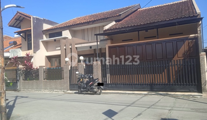 Rumah Strategis Akses Jalan 2 Mobil di Margacinta
