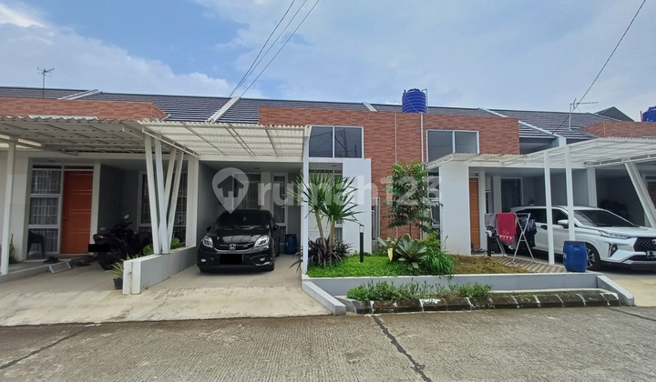 Ready-to-Occupy Minimalist House with One Gate System at Grand Sharon Residence