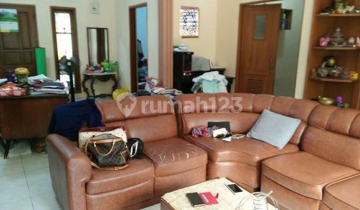 Rumah Luas dan Asri di Margacinta 2