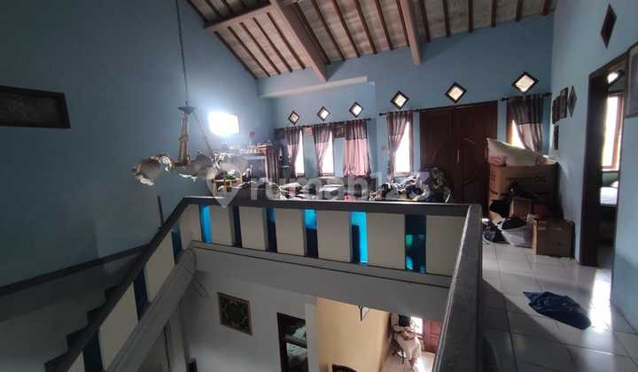 Comfortable Neighborhood House in Margacinta 2