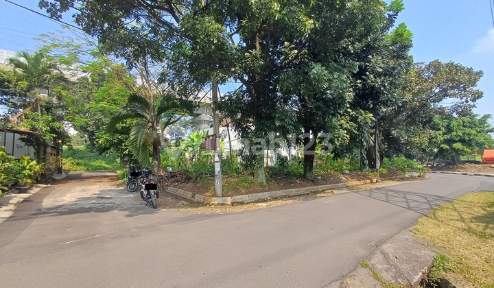 Tanah Posisi Hook Cocok Bangun Rumah di Terusan Buah Batu Tanah Posisi Hook Cocok Bangun Rumah di Terusan Buah Batu