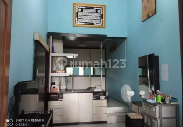 Semi-Furnished House Ready for Occupancy in Margahayu Raya