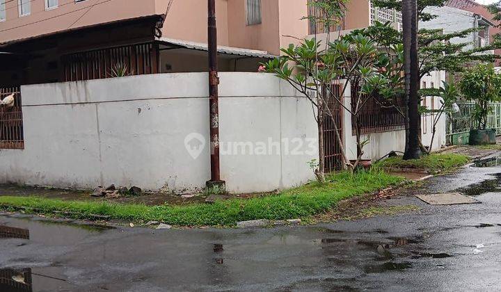 Dijual rumah 2 lantai, komplek Pratista Barat Antapani 1