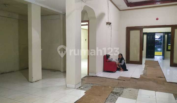 Disewakan Ruang Usaha Daerah Pusat Kota Bandung  Sayap Riau, Sayap Jalan Diponegoro, Sayap Supratman  2