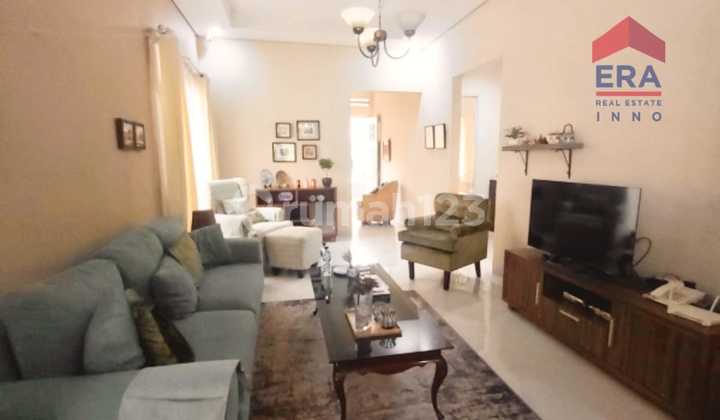 Dijual Rumah Klasik Sangat Terawat di Sayap Jl. Laswi Bandung. Dekat Jl. Riau, Ahmad Yani dan Jl Gatot Subroto Dijual Rumah Klasik Sangat Terawat di Sayap Jl. Laswi Bandung. Dekat Jl. Riau, Ahmad Yani dan Jl Gatot Subroto