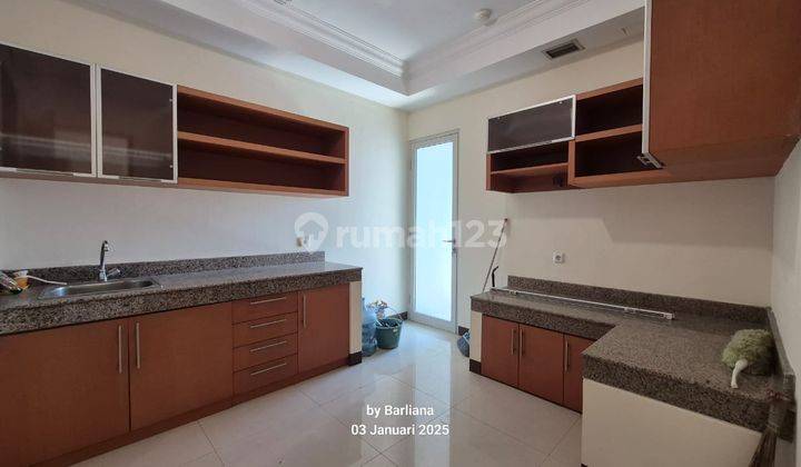 Dijual Harga Menarik di Bawah Njop Apartemen Galeri Ciumbuleuit 1 Lantai 26 Type 4 Br 2