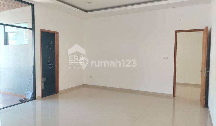 Rumah Baru 2 lantai minimalis modern  2