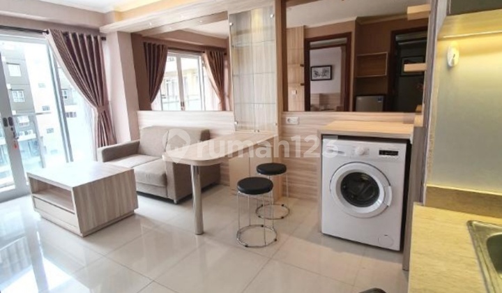 Clean and Ready-to-Occupy Apartment in the City Center Near Highway, 2 Bedrooms Clean and Ready-to-Occupy Apartment in the City Center Near Highway, 2 Bedrooms