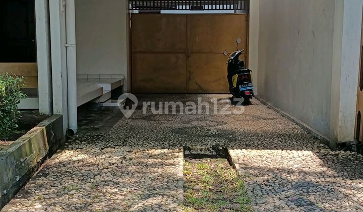 Rumah Sayap Jalan Riau 2
